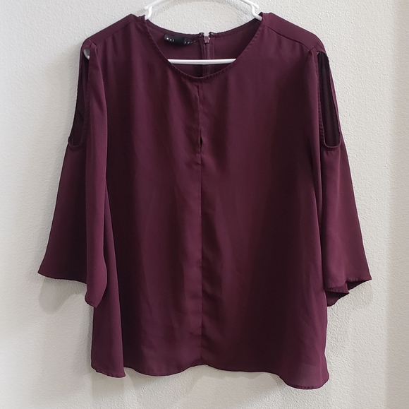 Attention burgendy cold shoulder blouse size XL - Picture 1 of 5